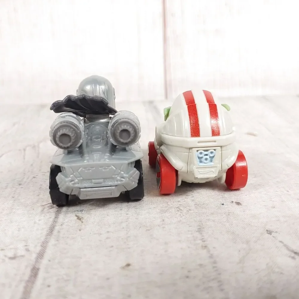 Hot Wheels Racer Verse - STAR WARS The Mandalorian & Grogu Baby Yoda - Cars Toys